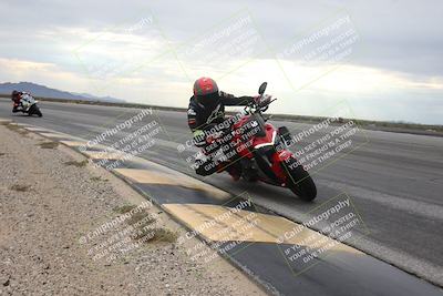media/Sep-21-2025-Race Pace (Sun) [[98bf33ef95]]/Verified/3-Turn 11 Inside (850am)/